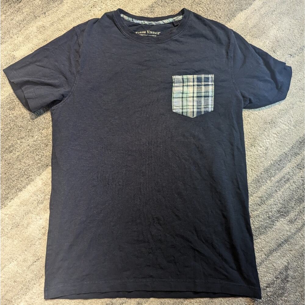 *Tailor Vintage Small Black T-shirt
